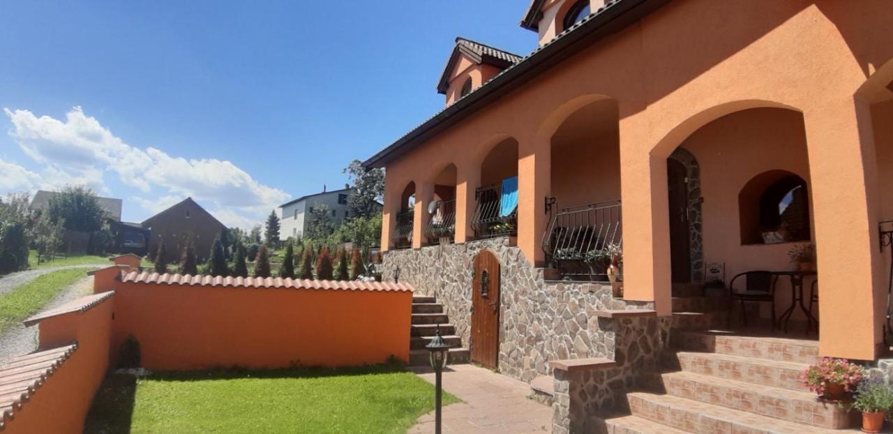 Apartman Anna Daire Veľký Slavkov Dış mekan fotoğraf